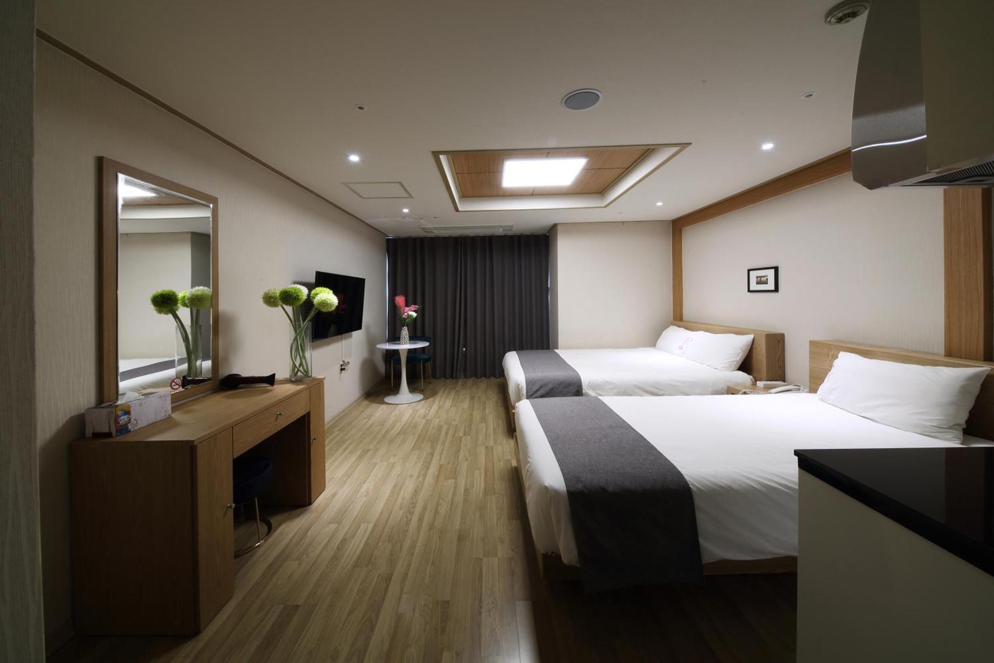 Incheon The Hotel Yeongjong Buitenkant foto